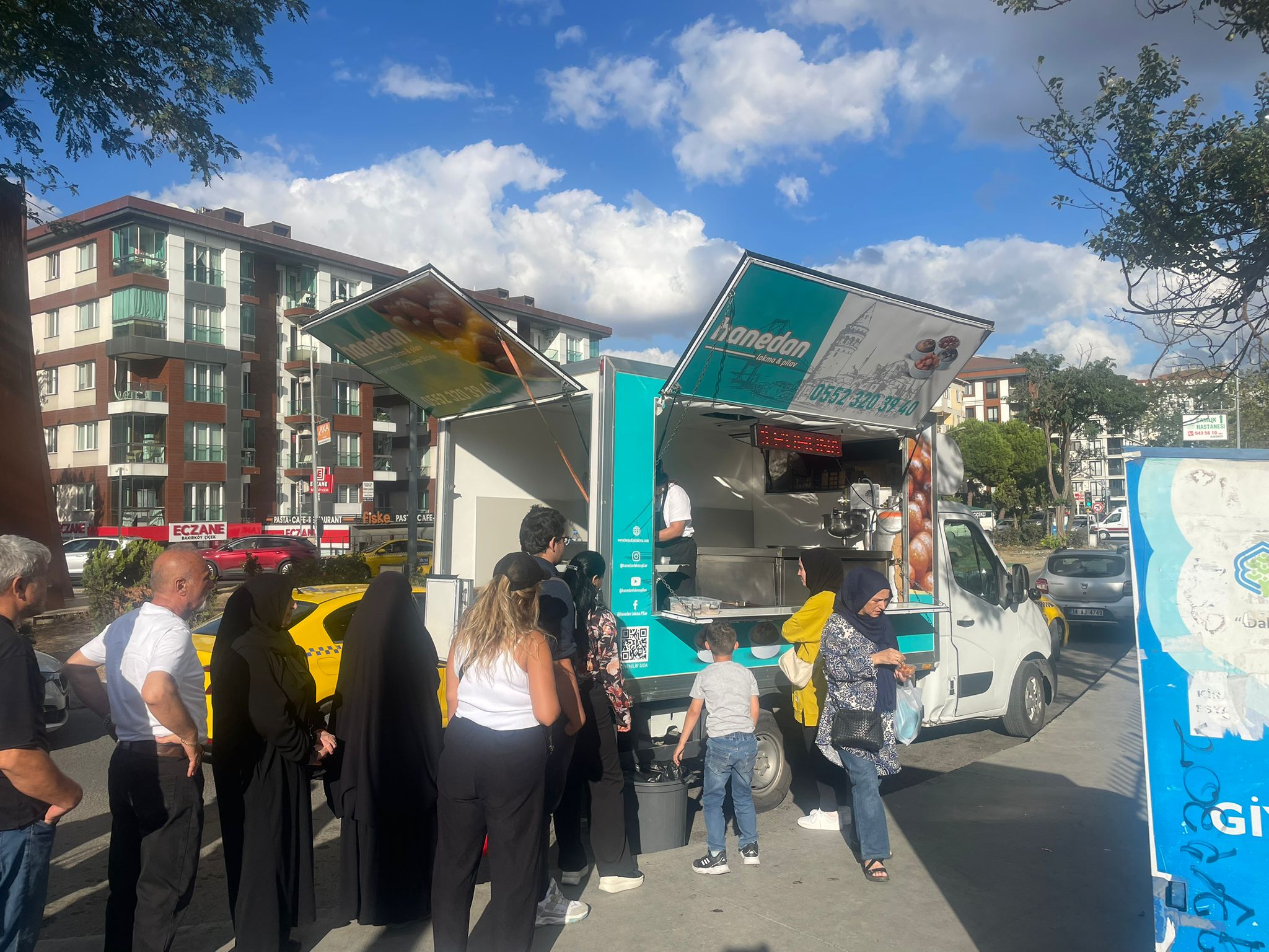 Cami Çıkışı Lokma